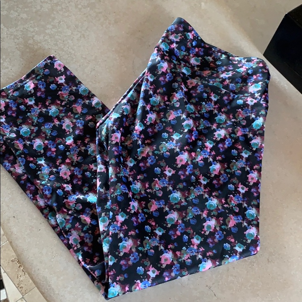 Indie Capri yoga pants